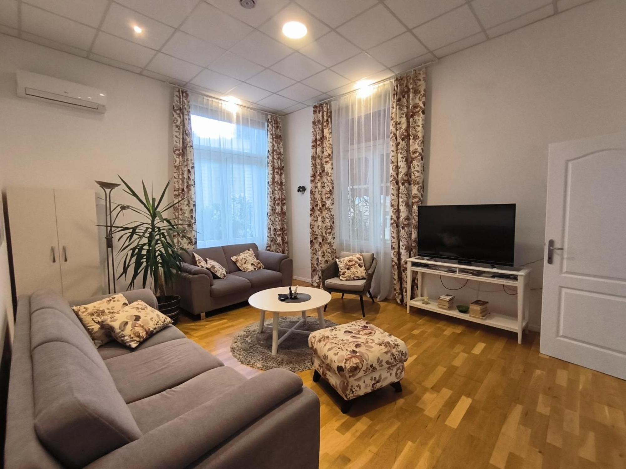 אופטיה Superior Seaview Apartment מראה חיצוני תמונה